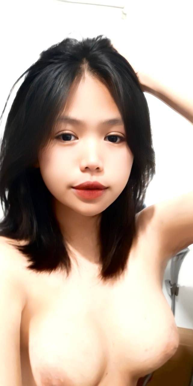 Chịch mát-xa thư giãn nào ngờ bị anh nhân viên lừa cho lên đỉnh luôn